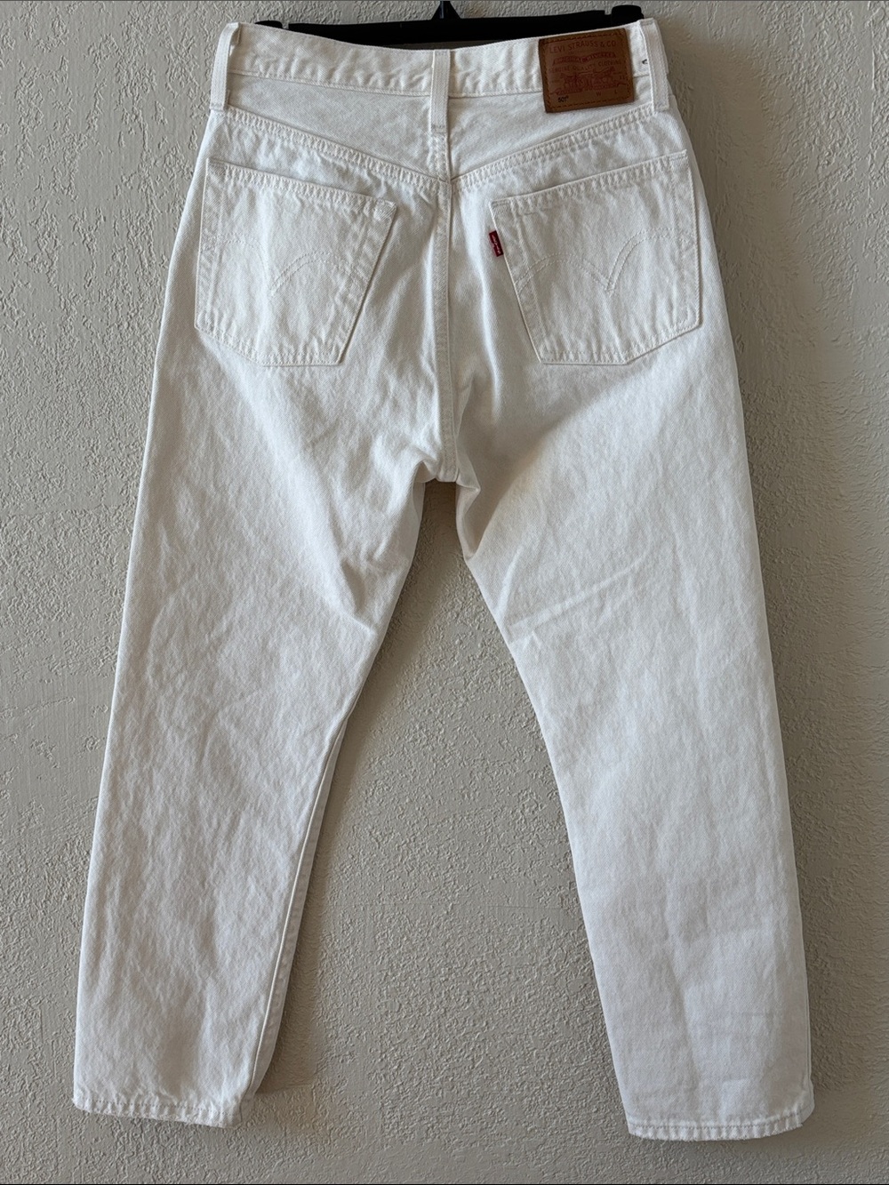 Levi's White Straight-Leg Jeans Women’s 26 x 26